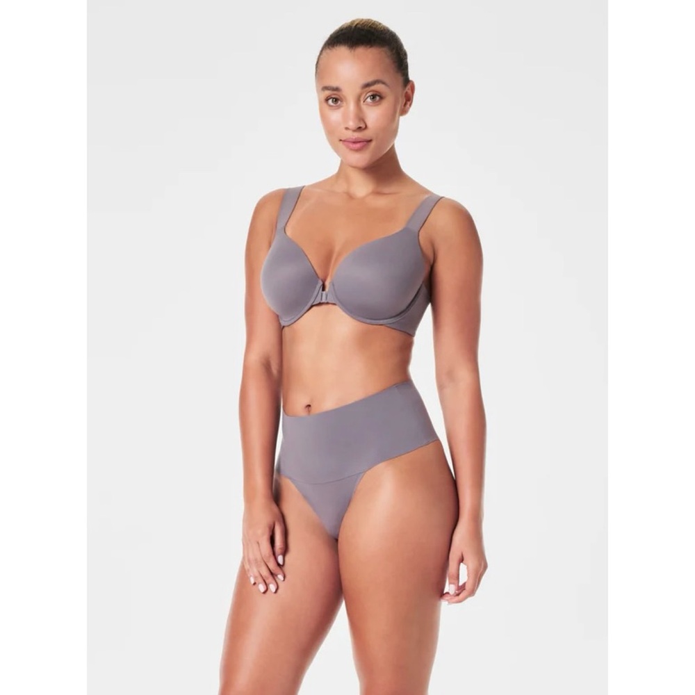 NWT Spanx “Undie-tectable” compression thong underwear (small)
